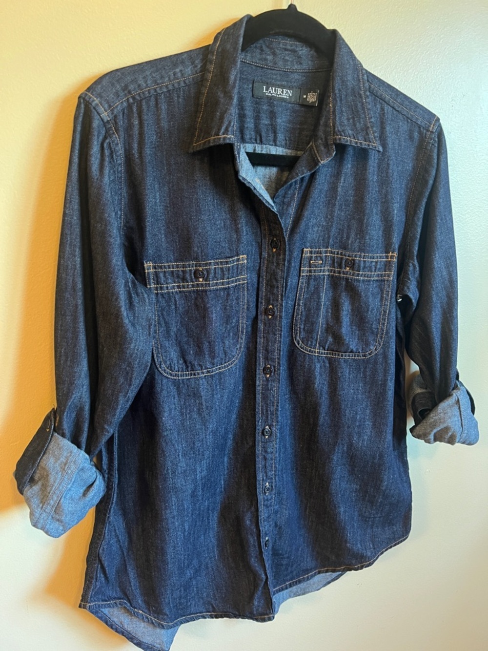 Lauren Ralph Lauren Size M button down front roll tab sleeves designer - Picture 7 of 15
